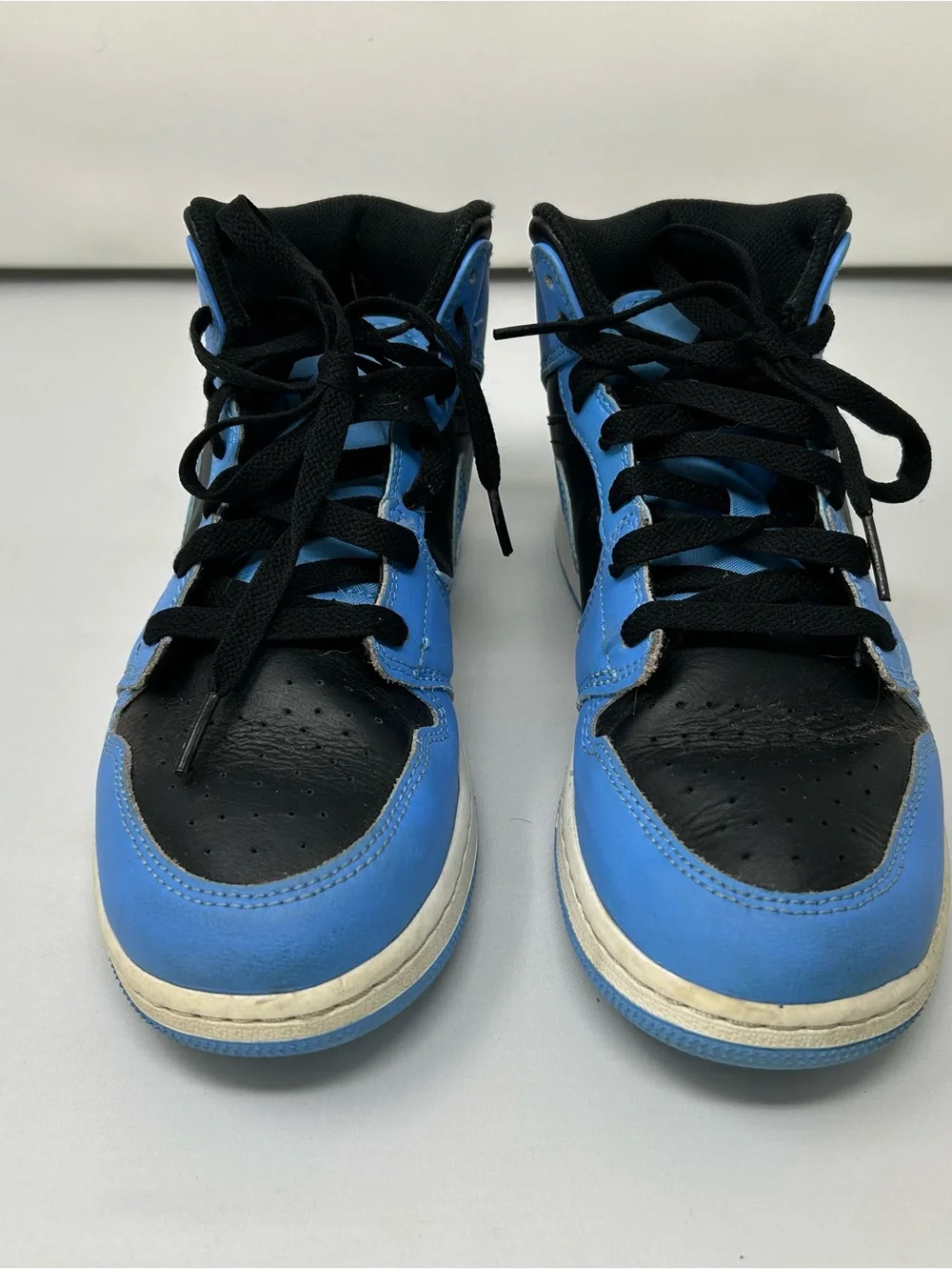 Jordan Kids' High-Top Sneakers in Black & Light Blue